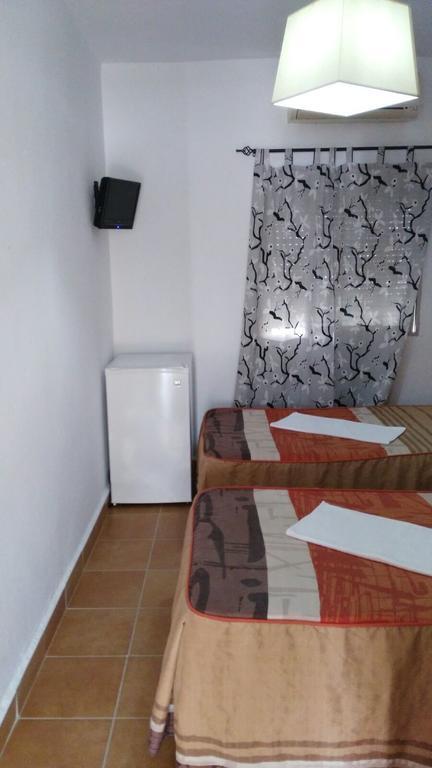 Hostal Las Parcelas Conil De La Frontera Buitenkant foto
