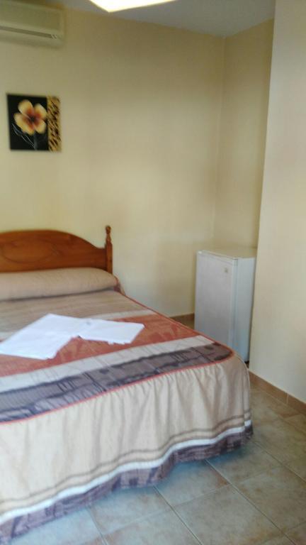 Hostal Las Parcelas Conil De La Frontera Buitenkant foto